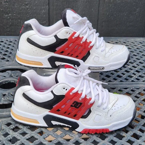 ❤️️SOLD!!!❤️ DC Shoes AT-2 Aerotech Skateboard shoes Y2K 2000’s VTG - Picture 1 of 9